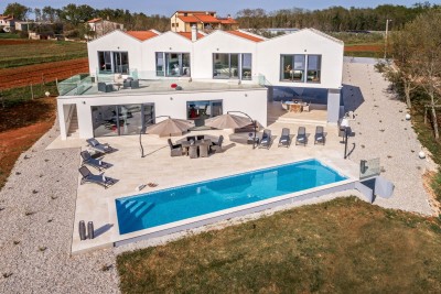 Poreč, dintorni, Moderna Villa con 6 camere da letto su 6271 m2 di terreno