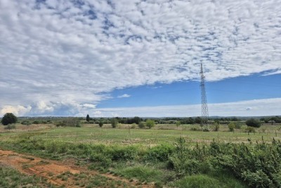 Terreno a Tar di 500 m² con progetto di una casa familiare!