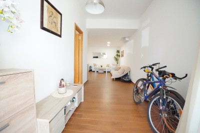 EKSKLUZIVA AGENCIJE! Stan u centru grada Poreča, samo 600m od mora!