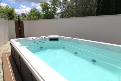 Poreč, Umgebung, Charmantes renoviertes Steinhaus mit Garten, 9 km vom Meer entfernt