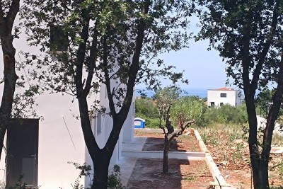 Poreč, nearby area, Building land with a sea view, 1.5 km from the sea
