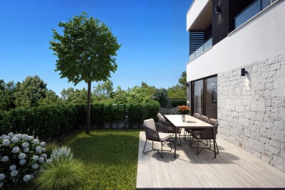 Poreč, Casa di lusso alla fine di una fila in una posizione ricercata a 2 km dal mare