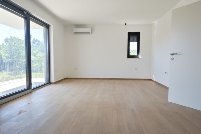 Poreč, dintorni, Appartamento al 1° piano di nuova costruzione, 11 km dal mare