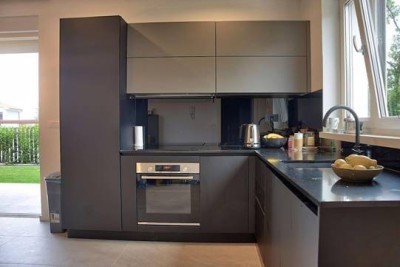 Poreč, Suburb, Luxury Apartment with Garden, 1500 m from the Sea