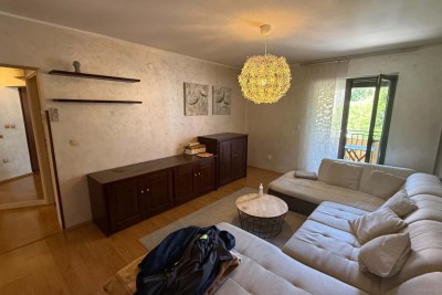 DREIZIMMERWOHNUNG; ZENTRUM VON VRSAR; MEERESNÄHE!