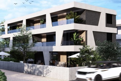 Umag, dintorni, Appartamento al piano terra con ampio giardino, 2 km dal mare