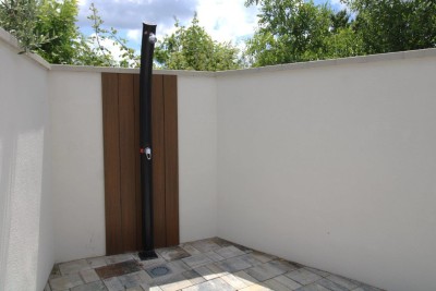 Poreč, Umgebung, Charmantes renoviertes Steinhaus mit Garten, 9 km vom Meer entfernt