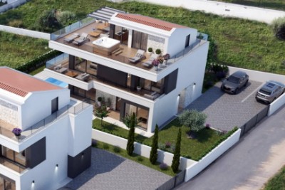 Poreč, nearby area, Detached luxury villa with pool and rooftop terrace, 2 km from the sea