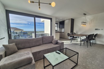 Poreč, okolica, Mieszkanie na 1. piętrze z trzema sypialniami i widokiem na morze, 4 km od morza