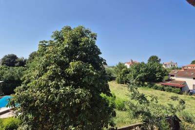 Kuća u neposrednoj blizini Poreča – veliki potencijal za turizam i ugostiteljstvo!