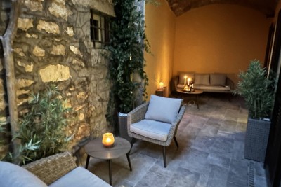 Poreč, centro, Casa di lusso con tre unità abitative nel centro storico, a 40 m dal mare